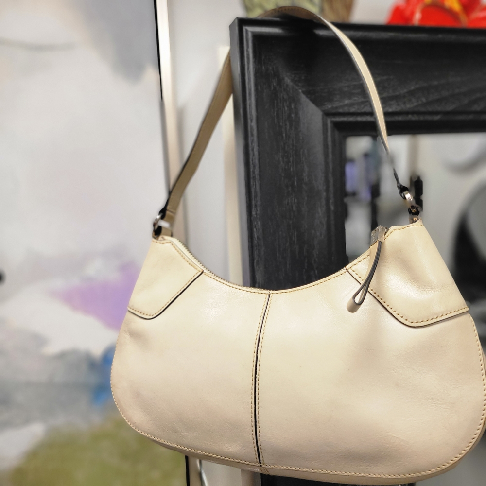 Monsac Cream Shoulder Bag With Dustbag - Picture 10 of 11